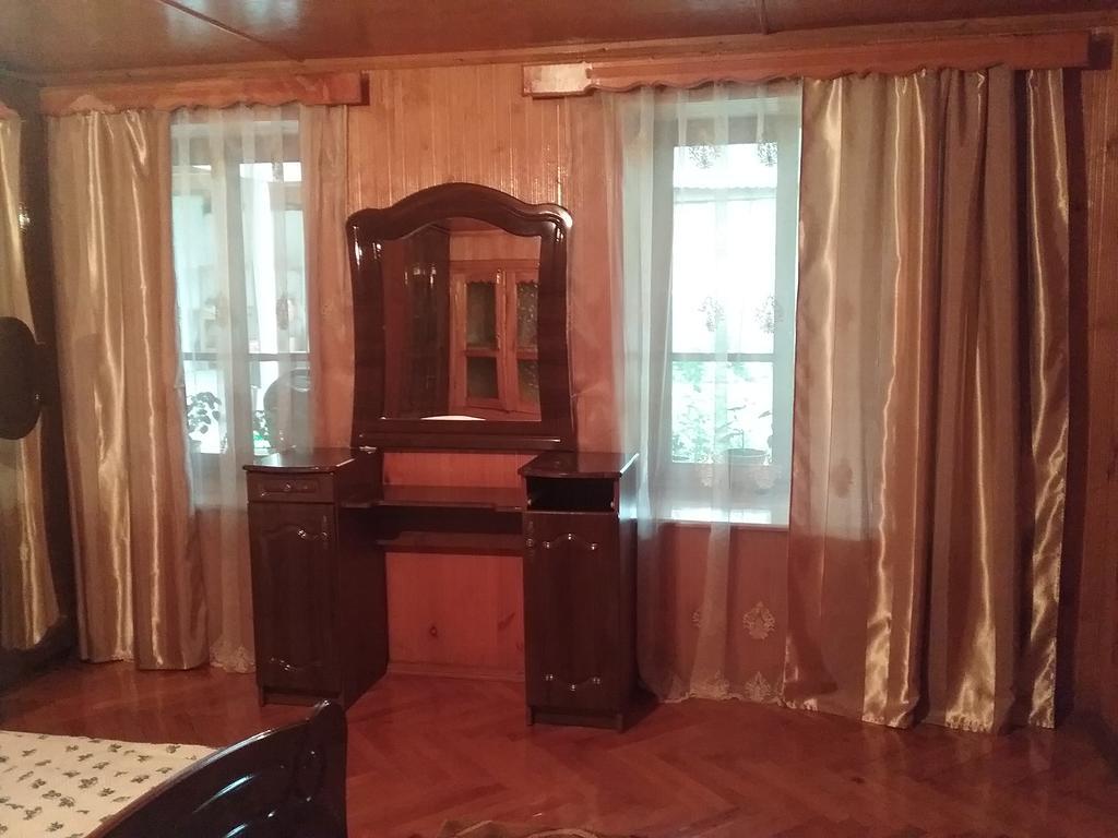Guest House Anisa Birkiani Εξωτερικό φωτογραφία