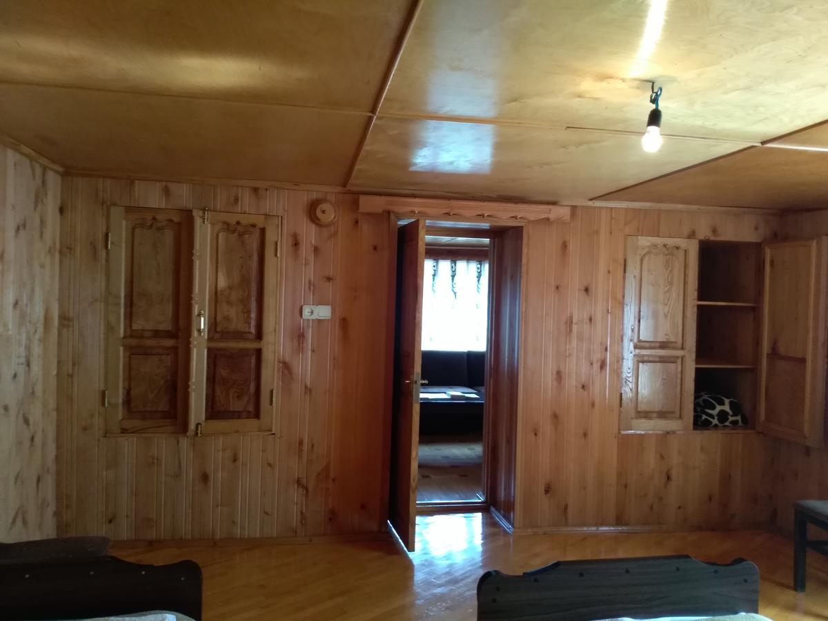 Guest House Anisa Birkiani Εξωτερικό φωτογραφία