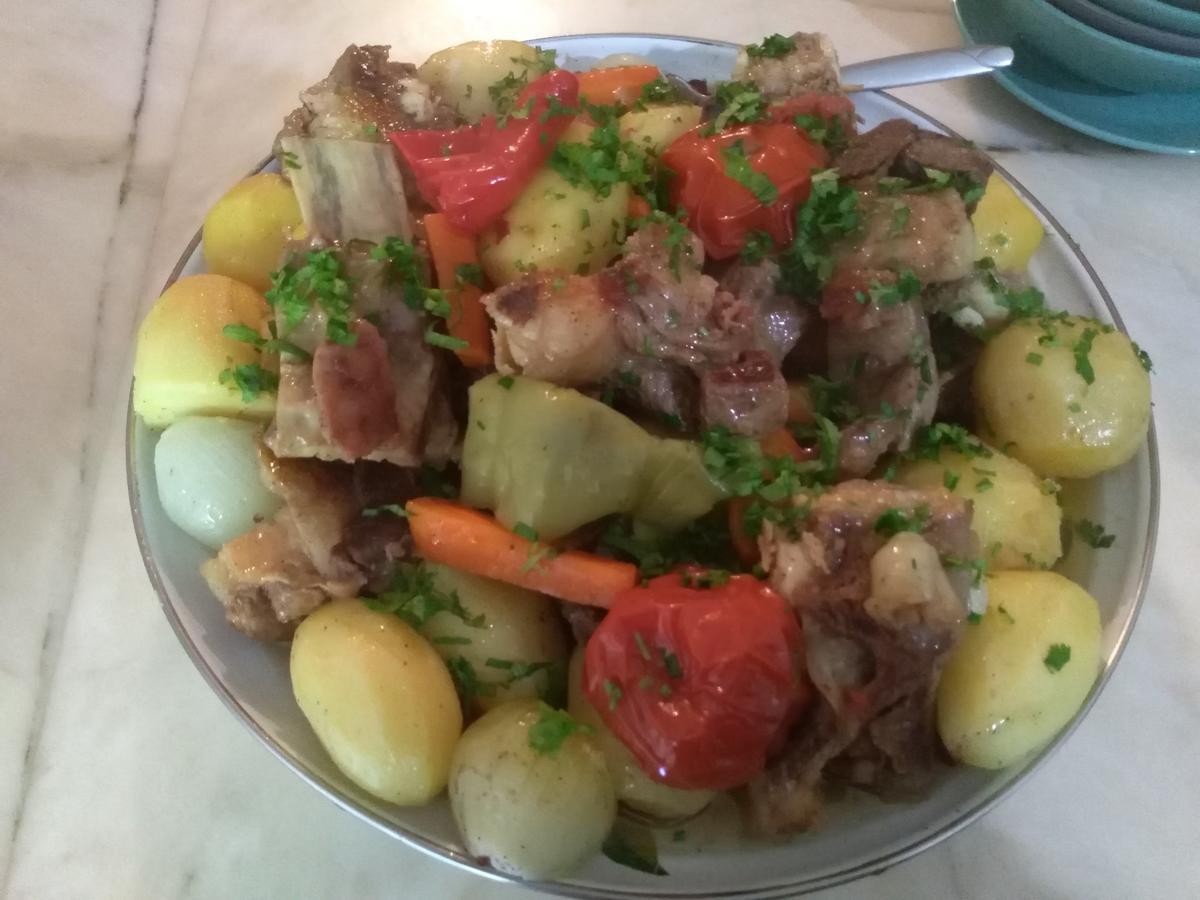 Guest House Anisa Birkiani Εξωτερικό φωτογραφία
